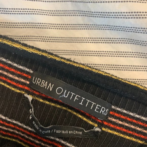 Urban Outfitters zip-up crop top - Picture 4 of 4